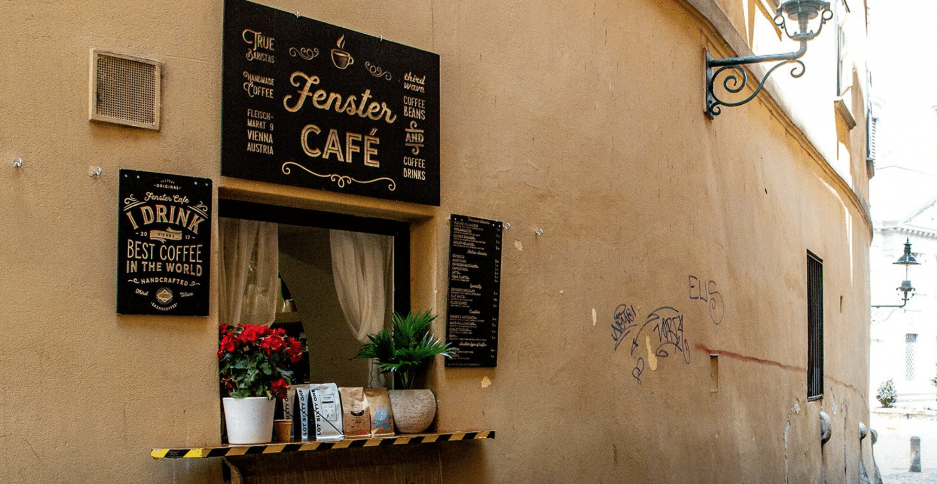 Fenster Cafe in Europe