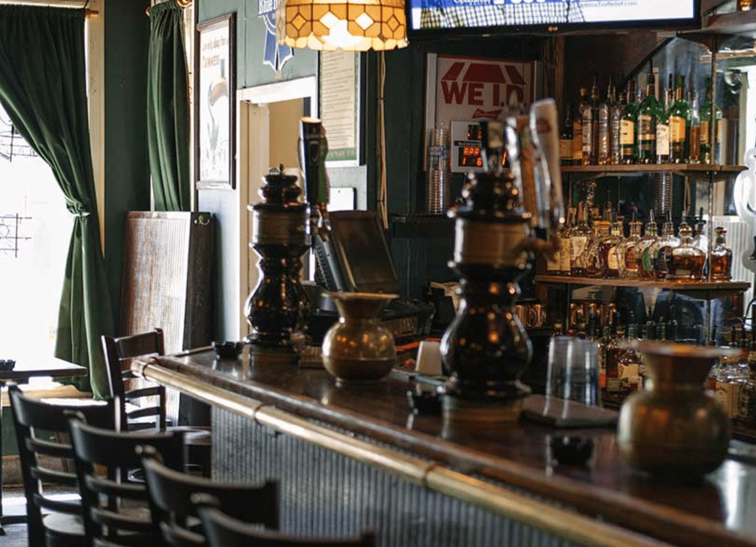 Happy's Irish Pub in America