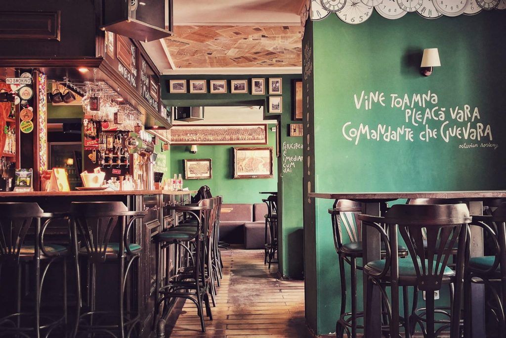  QP Pub Dive Bars