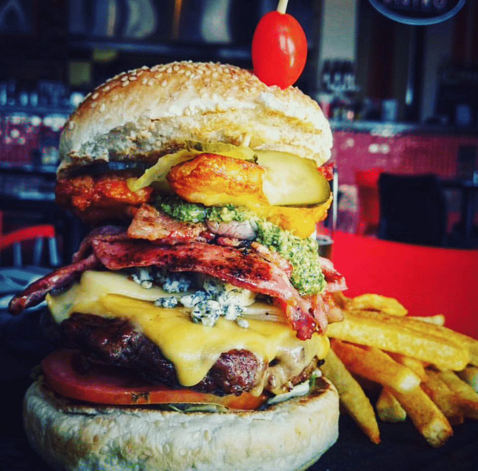 Burger Bistro Hamburger