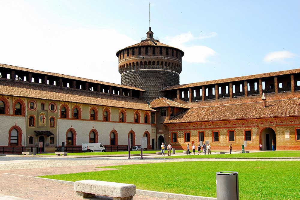  Castello Sforzesco In Milan