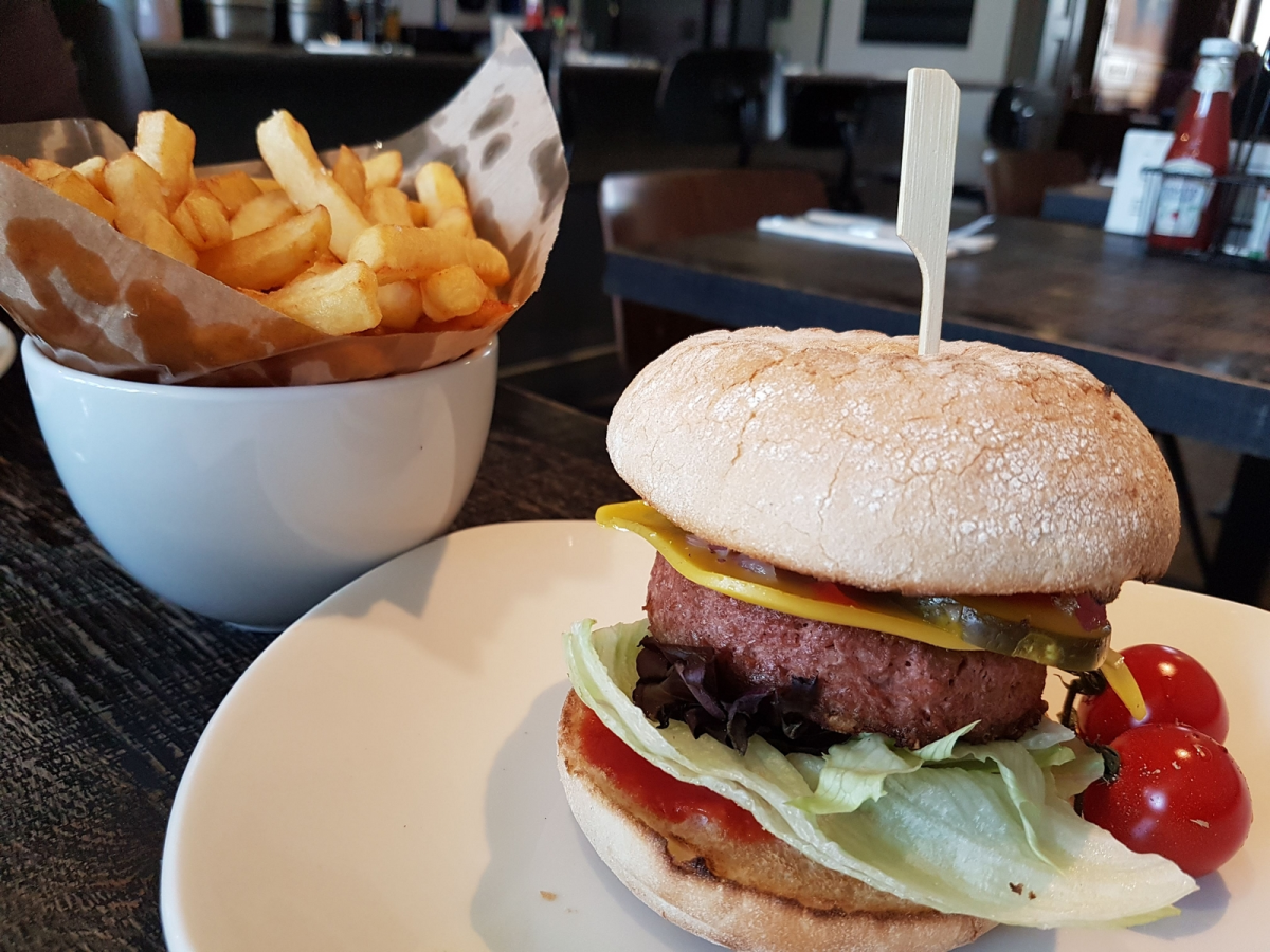 Ellis Gourmet Burger