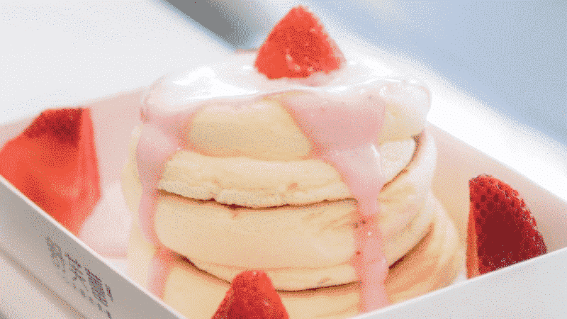 The Fluffy Soufflé Pancakes