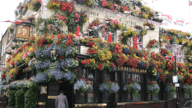 50 Best Instagrammable Bars In The World