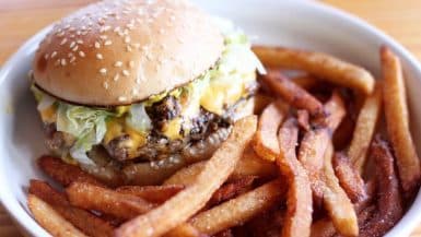 The 7 Best Burgers In Memphis