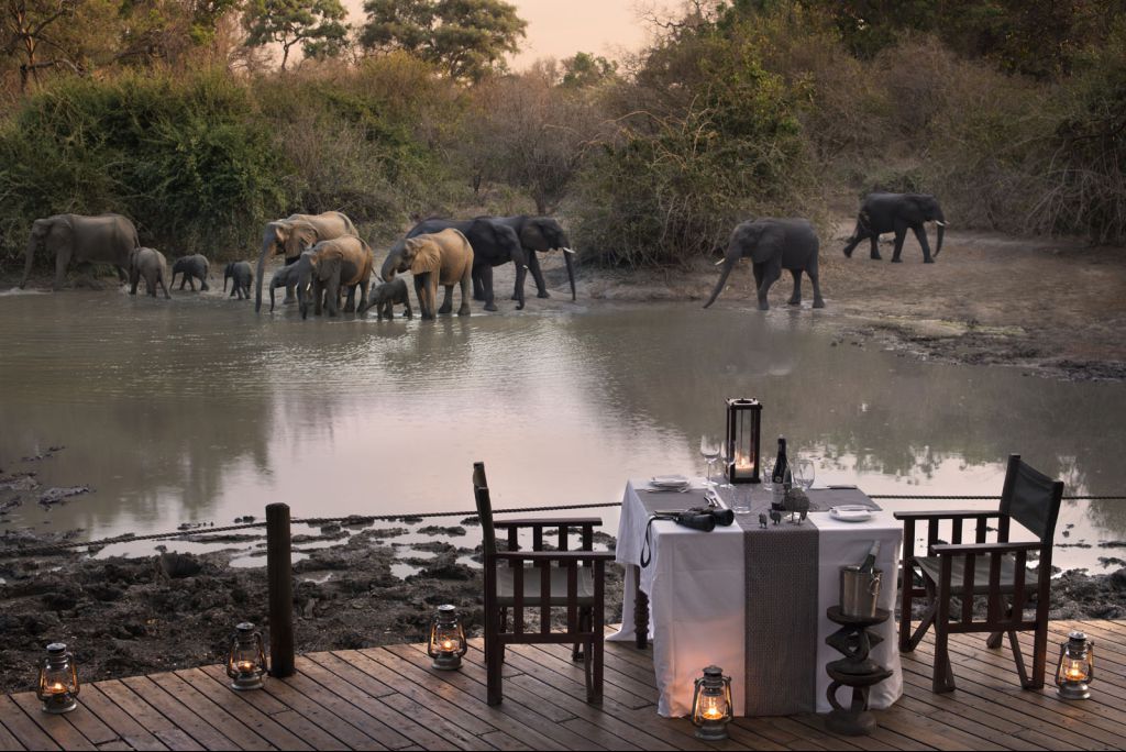 safari lodges Zimbabwe
