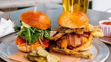 Where to Find the Best Burgers in Bakersfield California