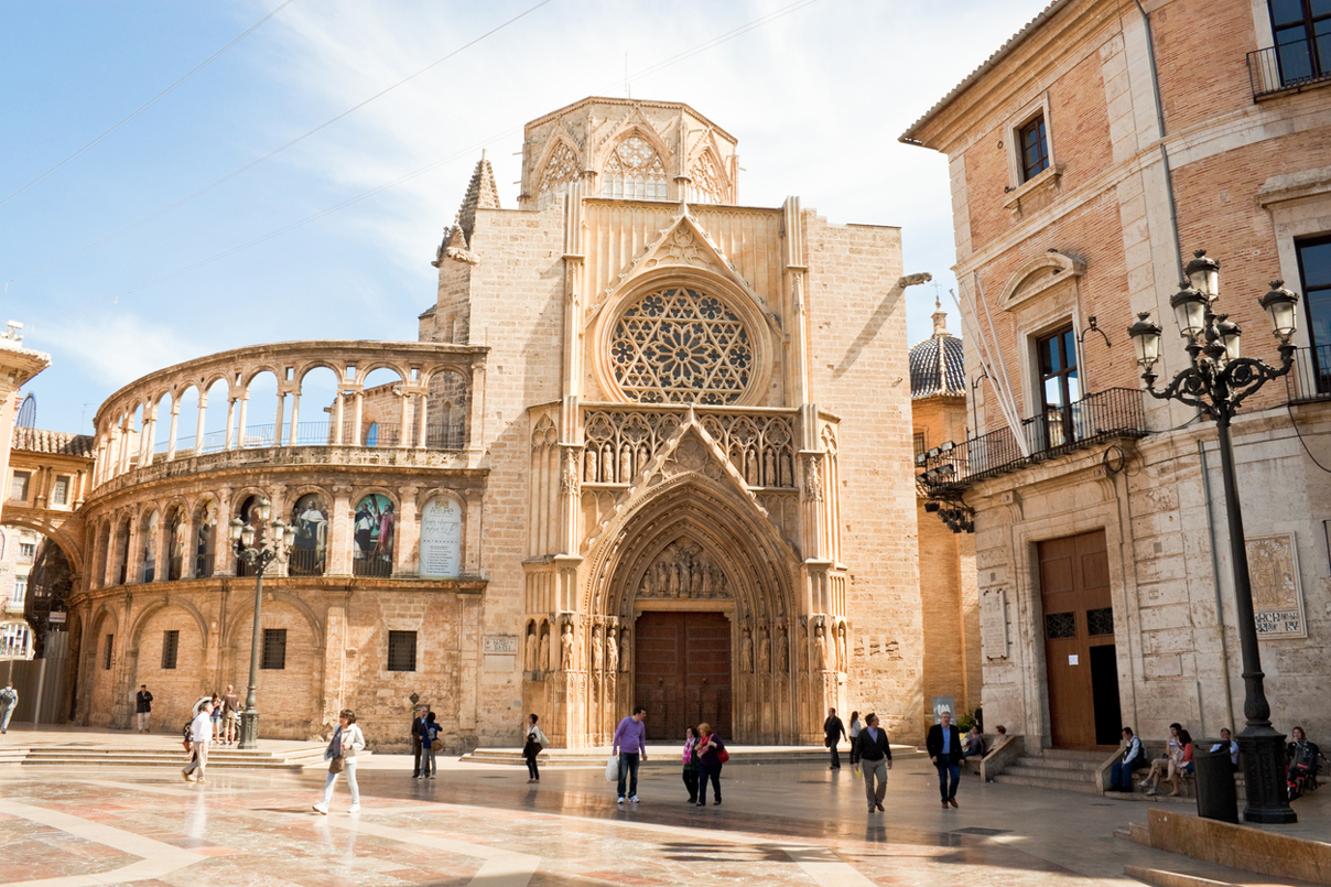 The Cathedral in Valencia and The Holy Grail
