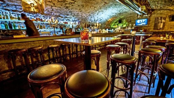 Schwarz-Weiss Bar Stuttgart