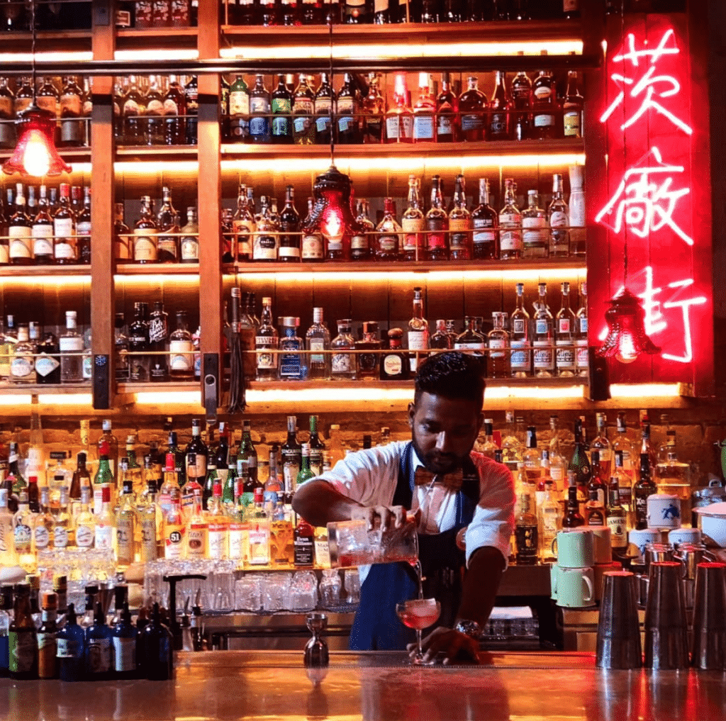 the best bars in Asia