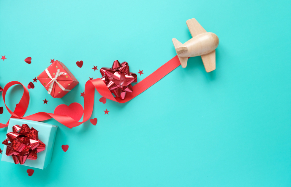 Valentine’s Day 2020 Gift Ideas For Travellers