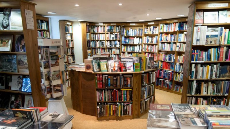 topping & Company Bookseller
