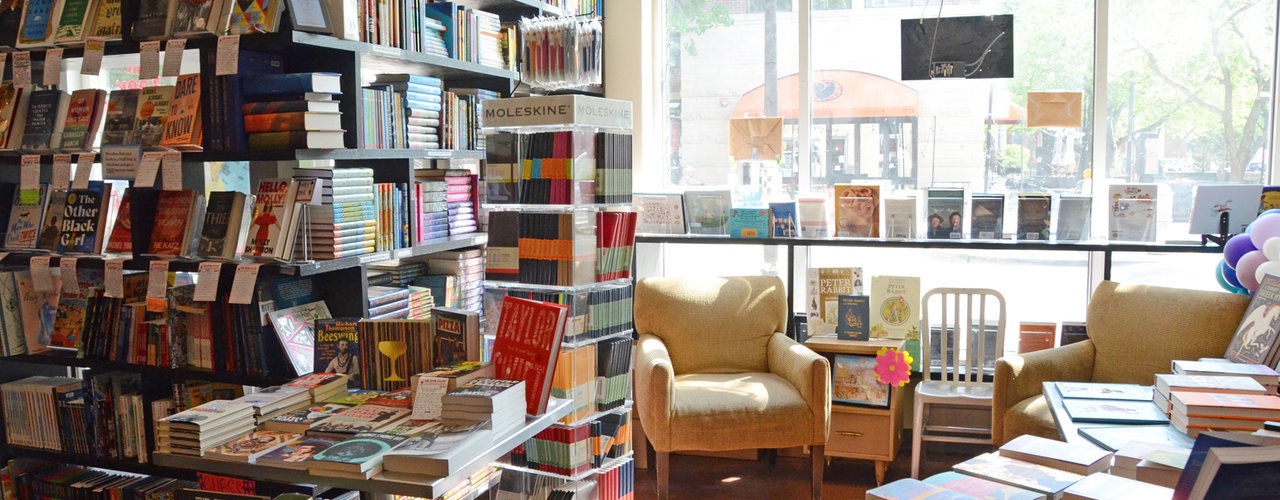 best bookshops in Chicago the book cellar