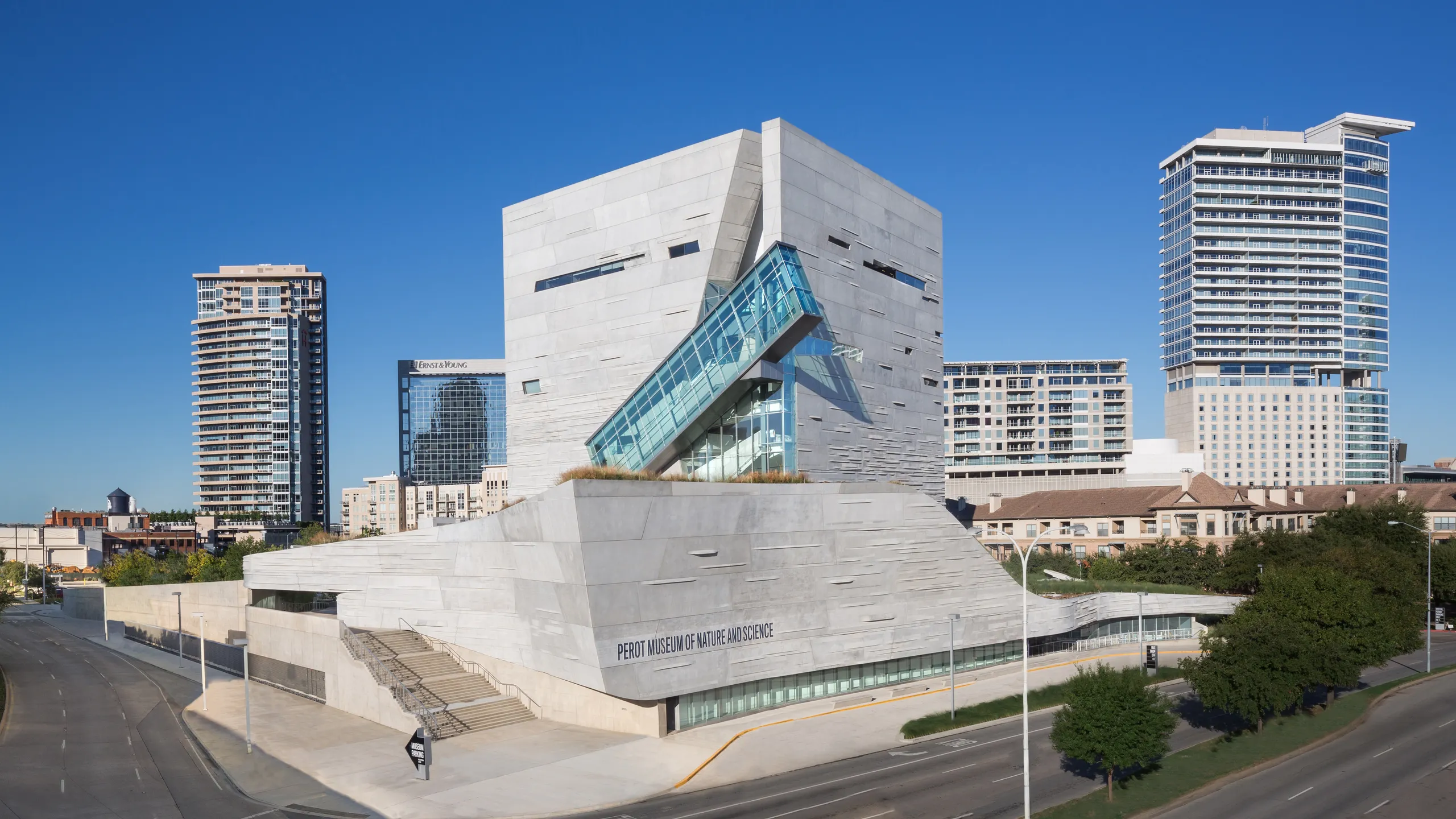 Best things to do in Dallas with kids science museum