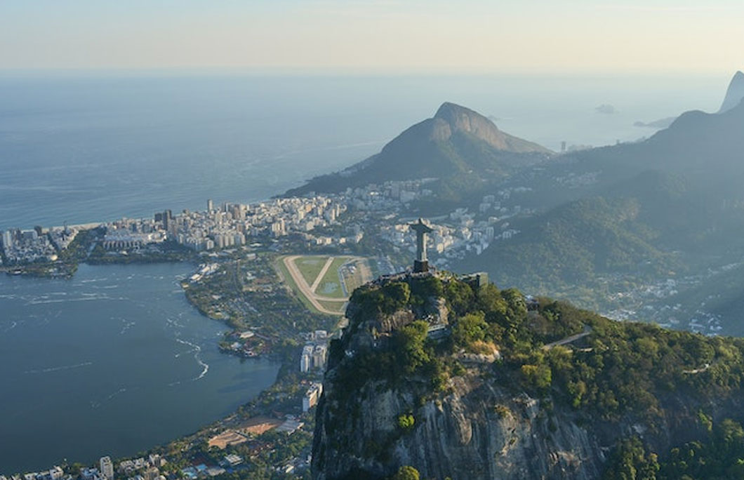 interesting facts about christ the redeemer