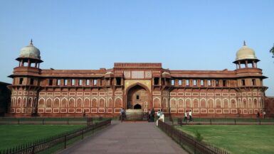 interesting facts about agra