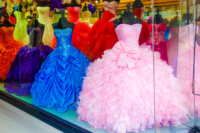 Quinceanera traditions 